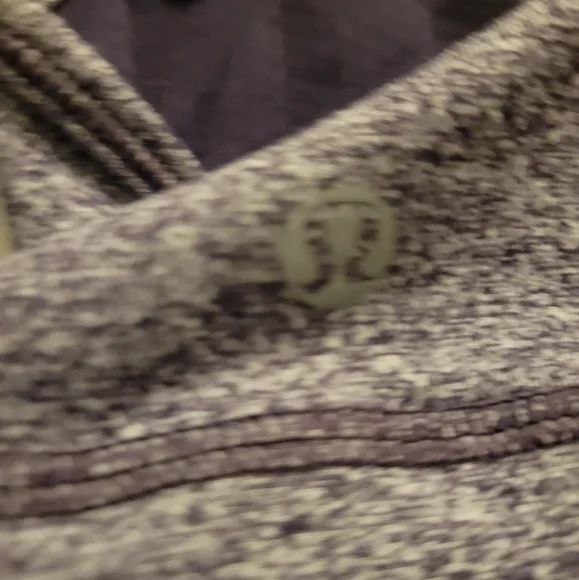 Lululemon top - Picture 2 of 5